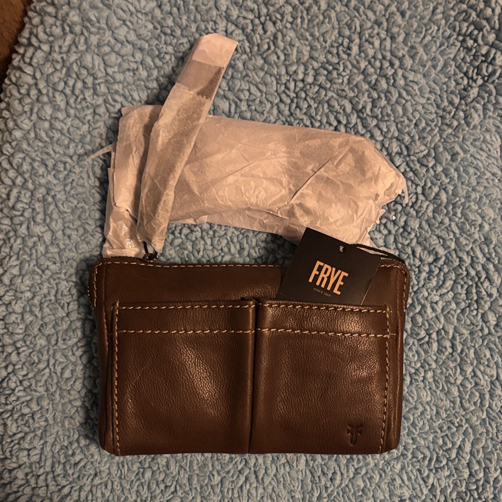 NWT Frye Stone Brown Leather Stadium Bag